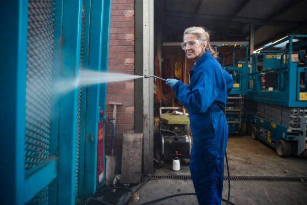Best Roof Washing  in Holbrook, NY